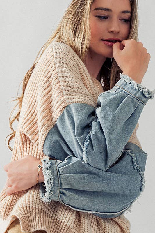 DENIM SLEEVE TWO TONE KNIT SWEATER