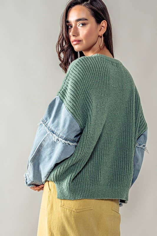 DENIM SLEEVE TWO TONE KNIT SWEATER